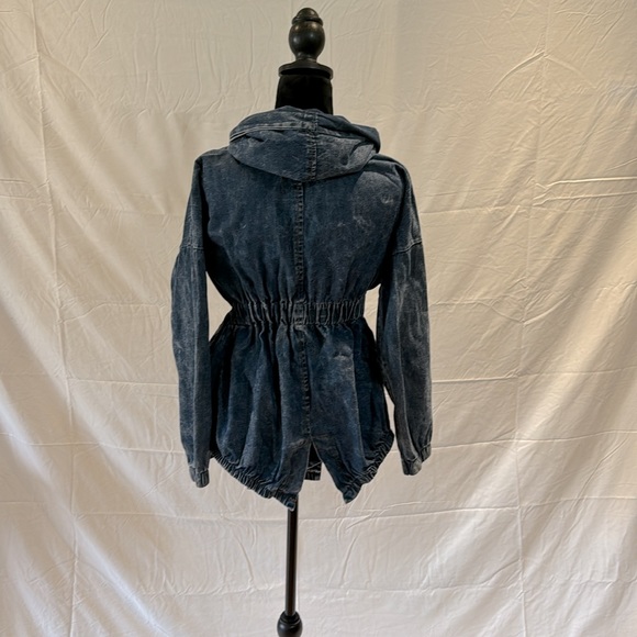 Jean Jacket - Picture 3 of 5